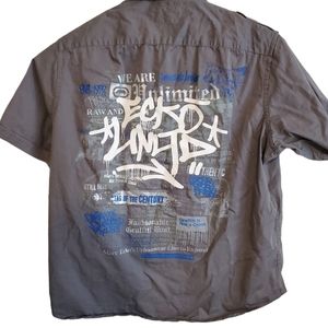 Echo unlimited gray shirt graffiti back